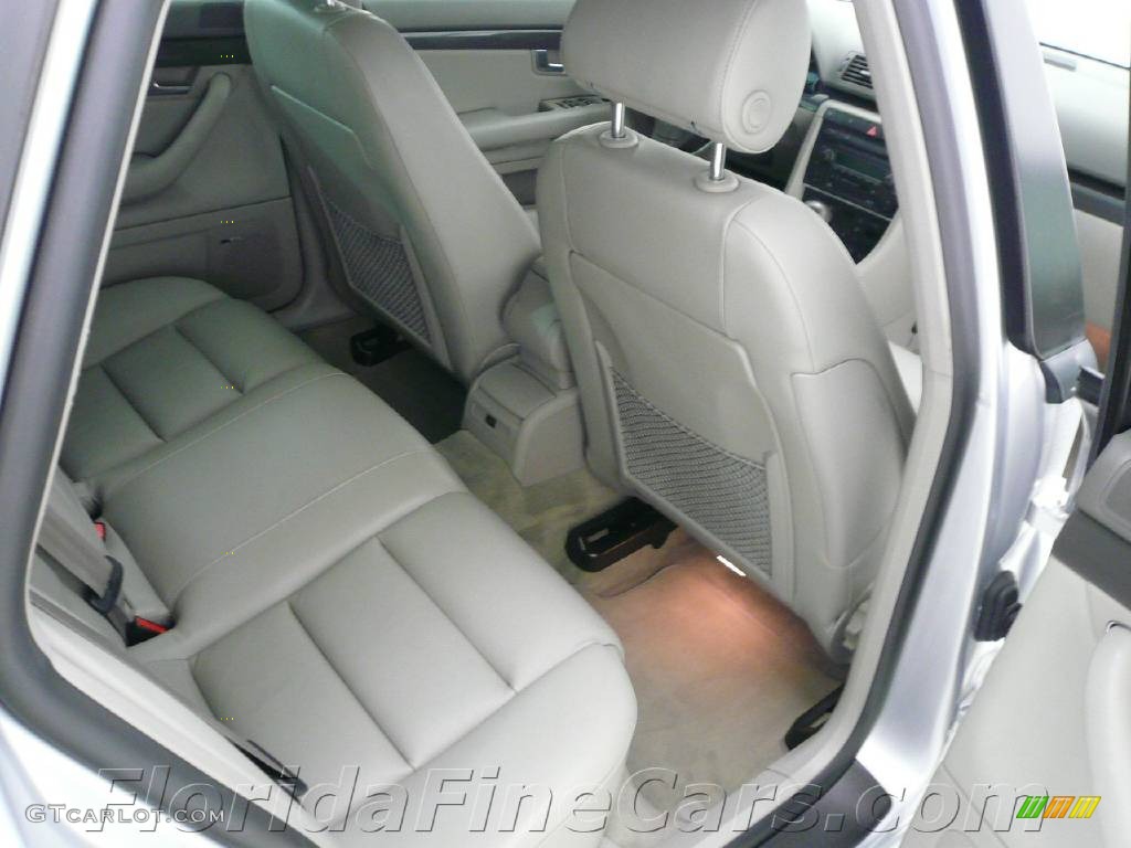 2004 A4 1.8T quattro Sedan - Light Silver Metallic / Grey photo #15