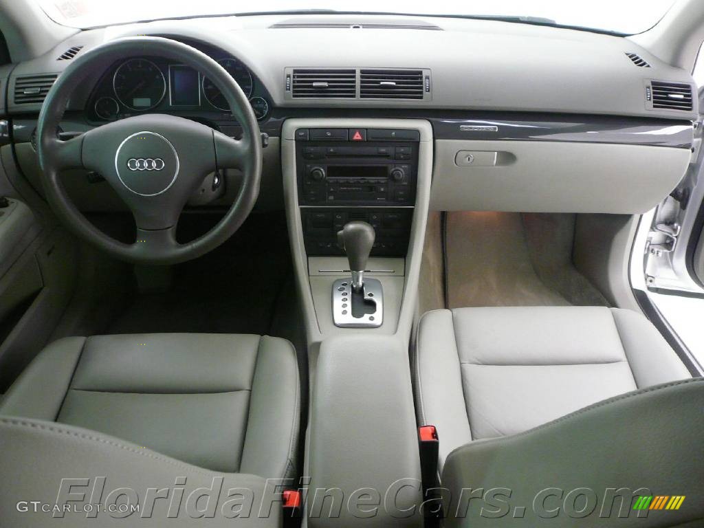 2004 A4 1.8T quattro Sedan - Light Silver Metallic / Grey photo #16