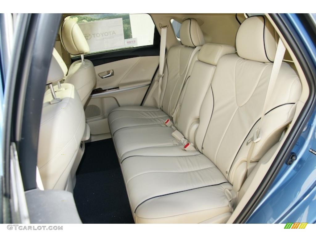 Ivory Interior 2011 Toyota Venza V6 AWD Photo #46569475