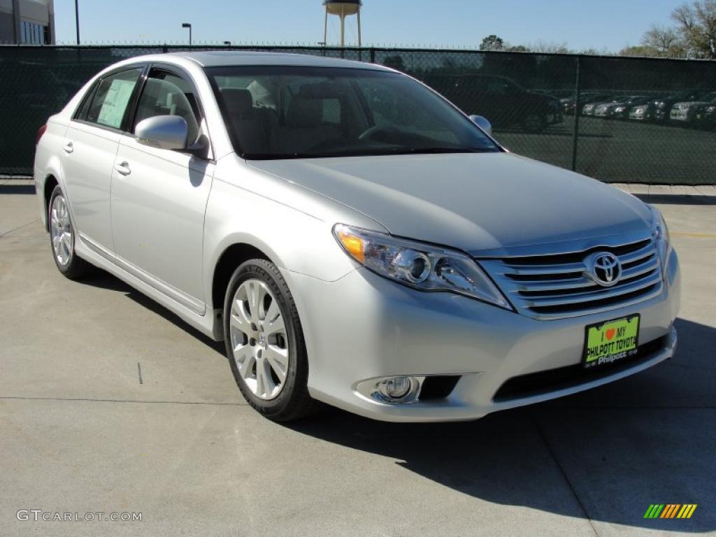 2011 Avalon  - Classic Silver Metallic / Light Gray photo #1