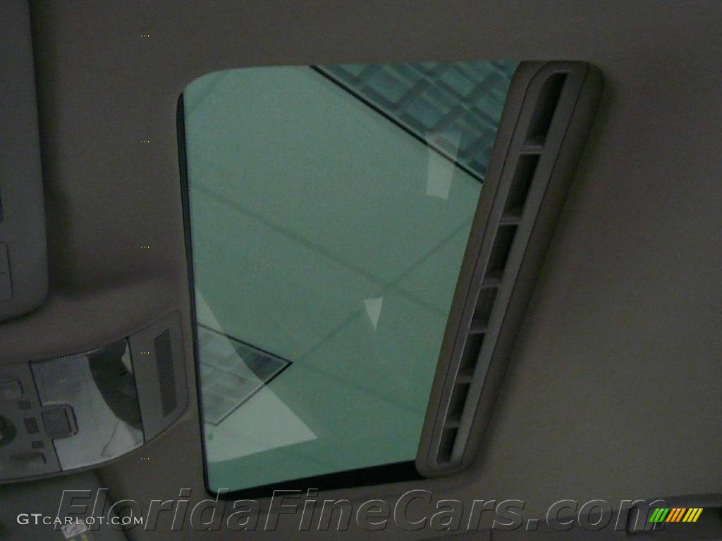 2004 A4 1.8T quattro Sedan - Light Silver Metallic / Grey photo #19