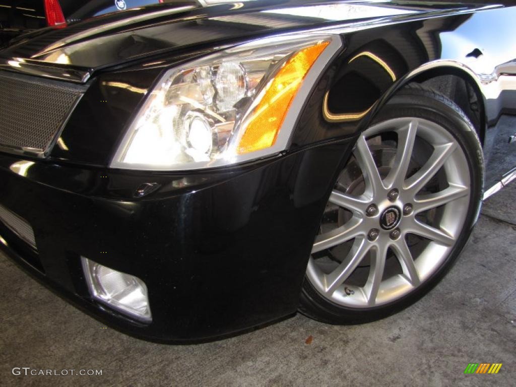 2006 Cadillac XLR -V Series Roadster Wheel Photo #46572355