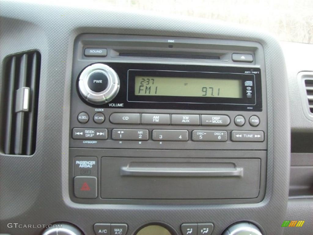 2008 Honda Ridgeline RT Controls Photo #46573867