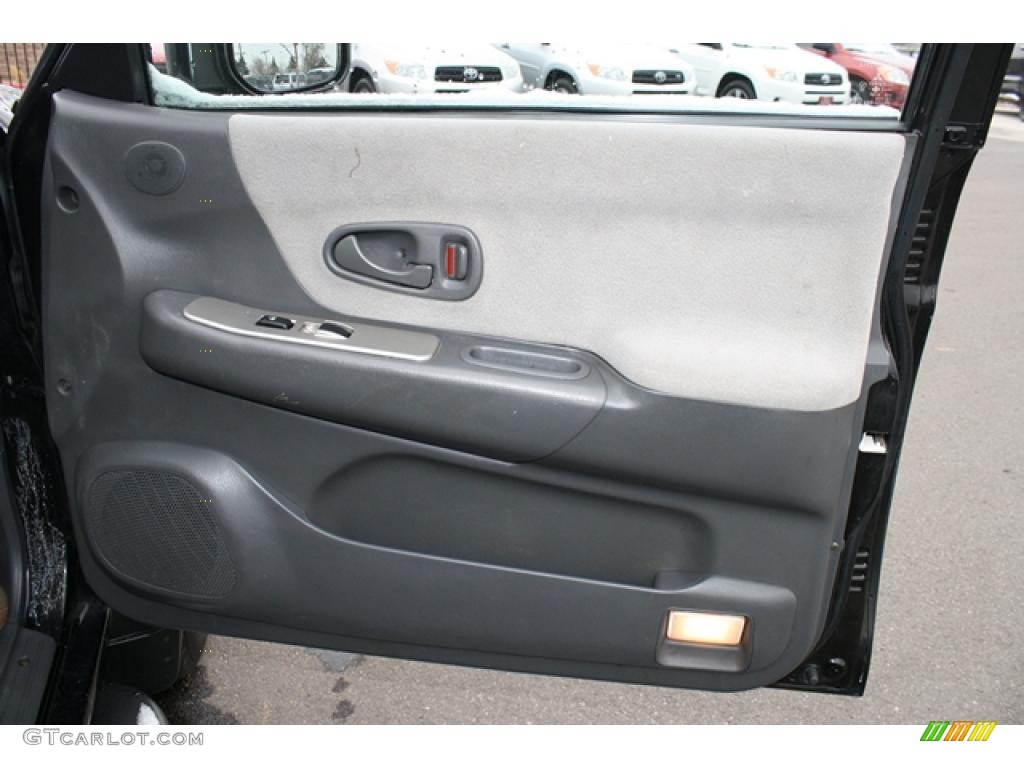 2001 Mitsubishi Montero Sport 3.5XS 4x4 Gray Door Panel Photo #46574251