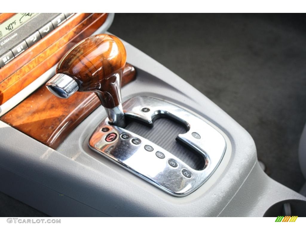 2002 Volkswagen Passat GLX Sedan Transmission Photos
