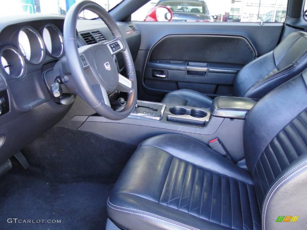 Dark Slate Gray Interior 2009 Dodge Challenger R/T Photo #46575605