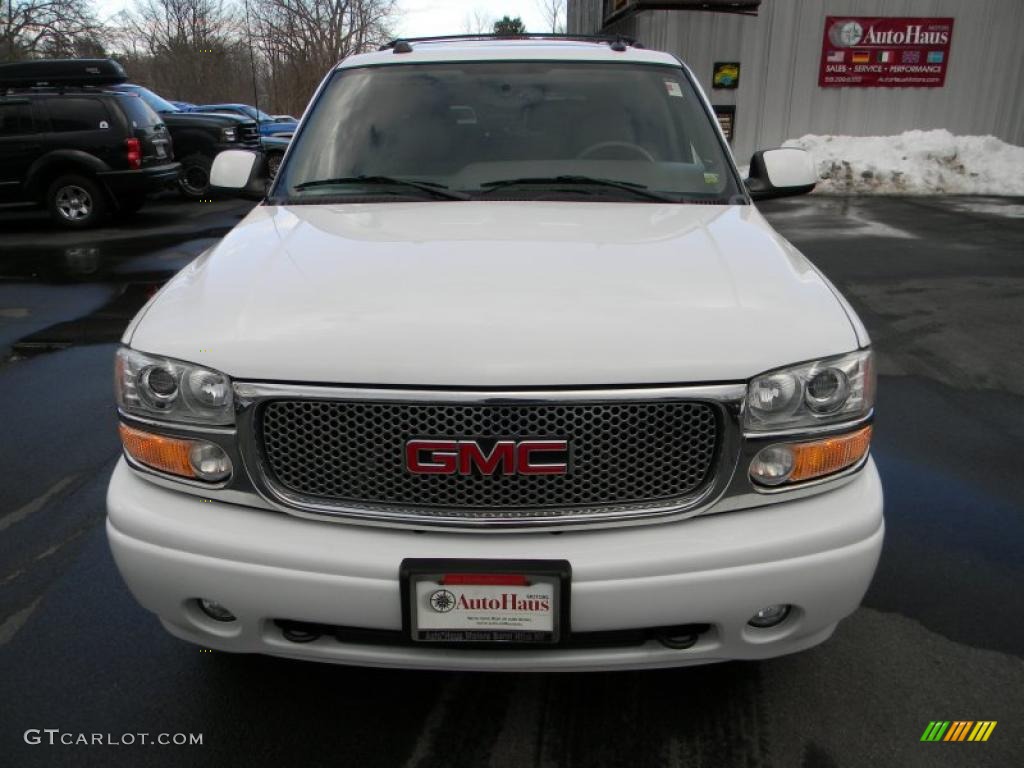 2004 Yukon XL Denali AWD - Summit White / Stone Gray photo #10