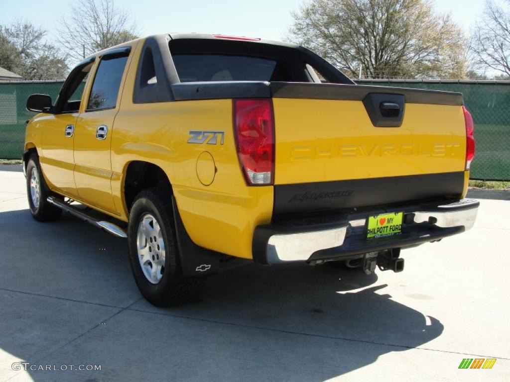 2003 Avalanche 1500 Z71 4x4 - Yellow / Dark Charcoal photo #5
