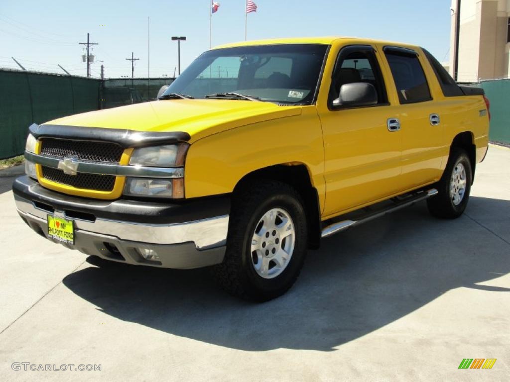 2003 Avalanche 1500 Z71 4x4 - Yellow / Dark Charcoal photo #7