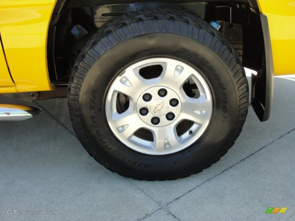 2003 Avalanche 1500 Z71 4x4 - Yellow / Dark Charcoal photo #13