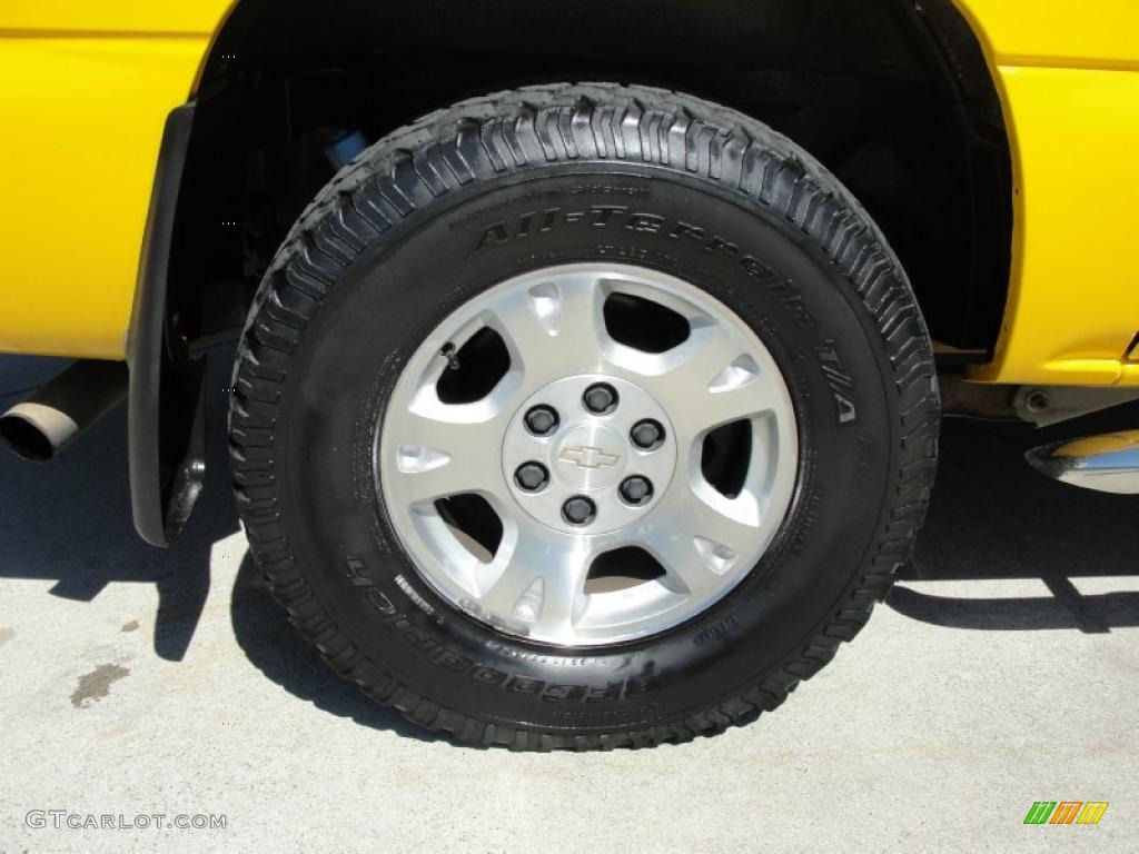 2003 Avalanche 1500 Z71 4x4 - Yellow / Dark Charcoal photo #14