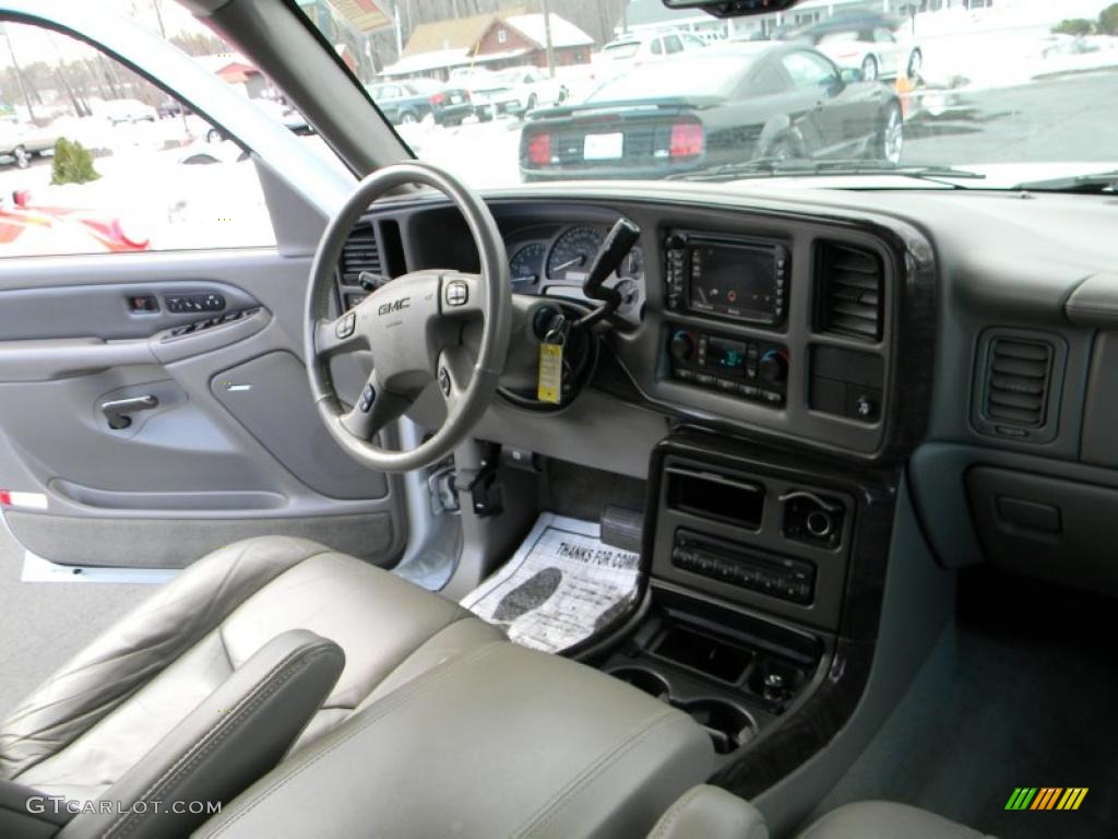 2004 Yukon XL Denali AWD - Summit White / Stone Gray photo #28