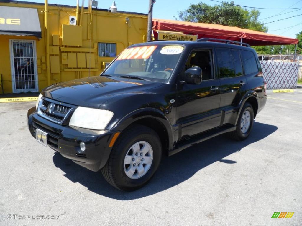2003 Montero Limited 4x4 - Solano Black Pearl / Charcoal photo #3