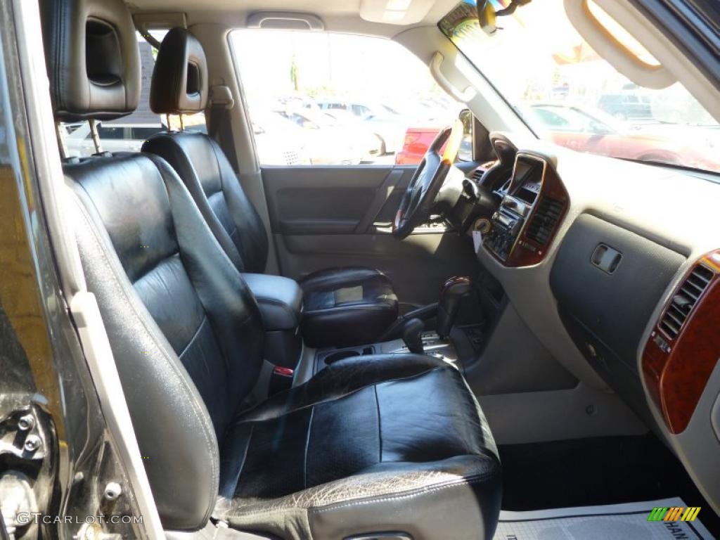 2003 Montero Limited 4x4 - Solano Black Pearl / Charcoal photo #11