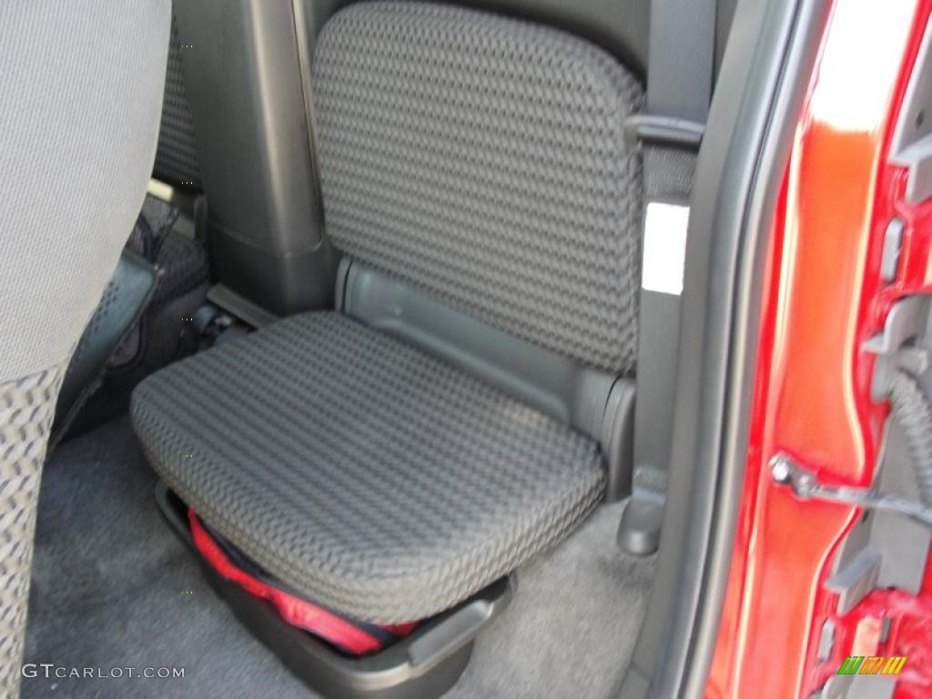 Graphite Interior 2005 Nissan Frontier SE King Cab Photo #46579595