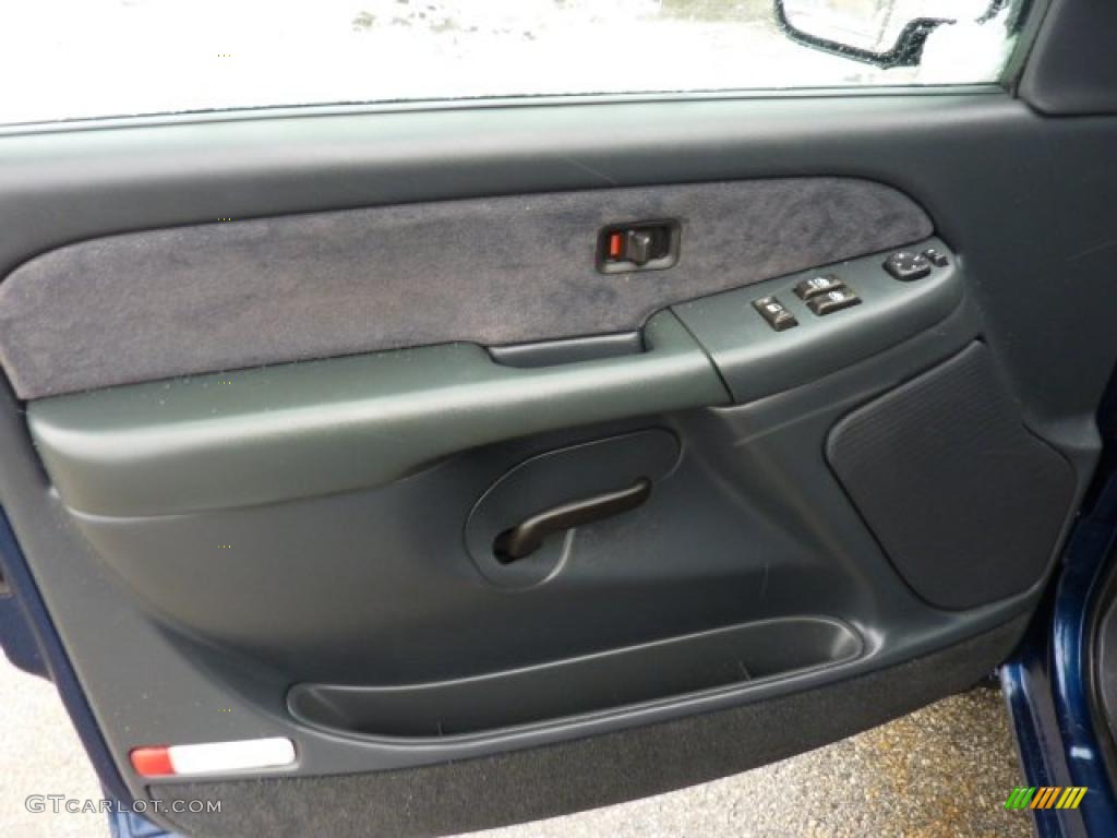 2001 Chevrolet Silverado 1500 LS Extended Cab 4x4 Graphite Door Panel Photo #46579949