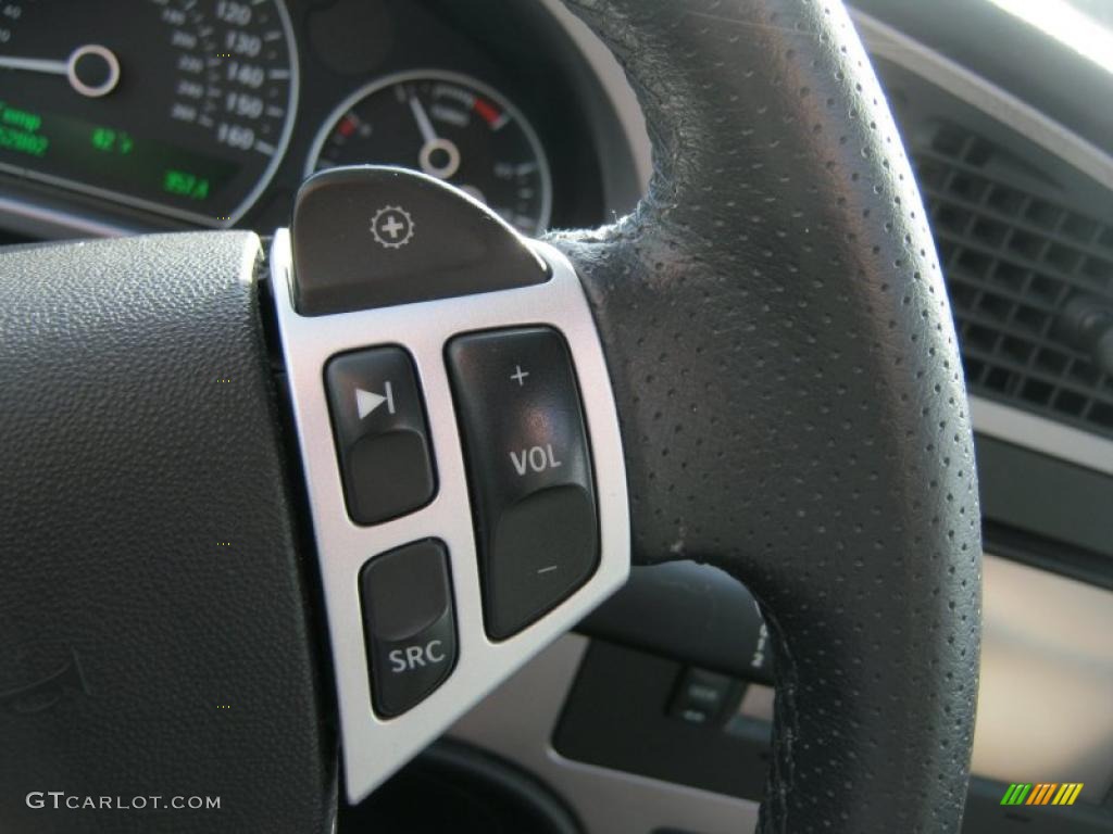 2007 Saab 9-5 Aero Sedan Controls Photos