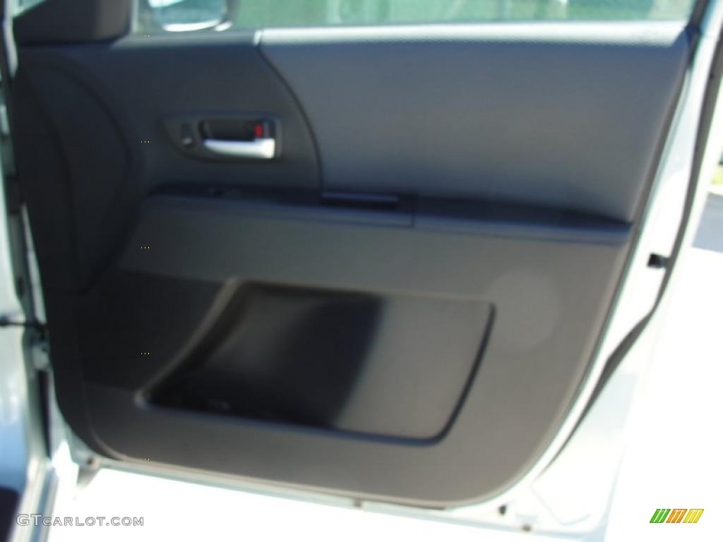 2006 MAZDA5 Sport - Stellar Silver Mica / Black photo #28