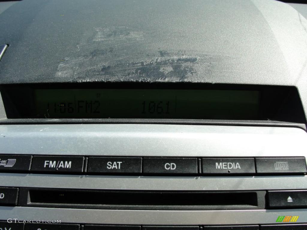 2006 MAZDA5 Sport - Stellar Silver Mica / Black photo #43