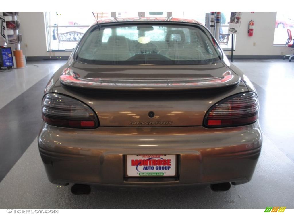 2002 Grand Prix GT Sedan - Dark Bronzmist Metallic / Dark Taupe photo #3