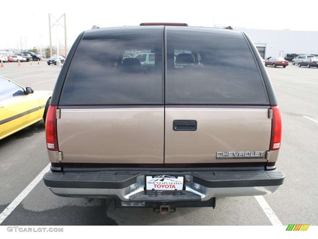 1996 Suburban K1500 4x4 - Dark Cherry Red Metallic / Tan photo #3