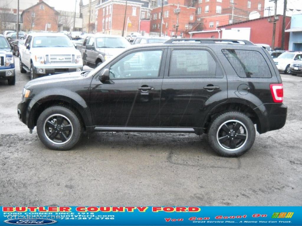 2011 Escape XLT Sport V6 4WD - Tuxedo Black Metallic / Charcoal Black photo #6