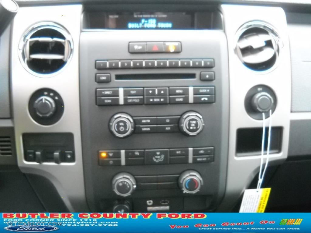 2011 F150 XLT SuperCab 4x4 - Dark Blue Pearl Metallic / Steel Gray photo #22