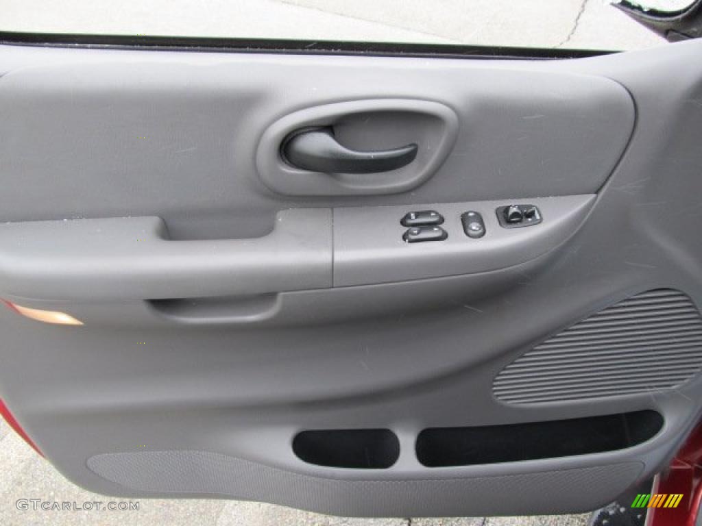 2002 Ford F150 XLT SuperCab Medium Graphite Door Panel Photo #46587111