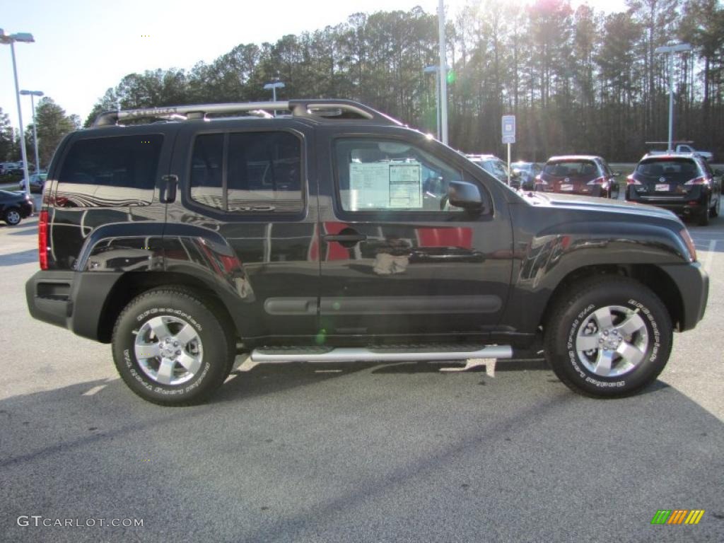 2011 Xterra S - Night Armor / Gray photo #5