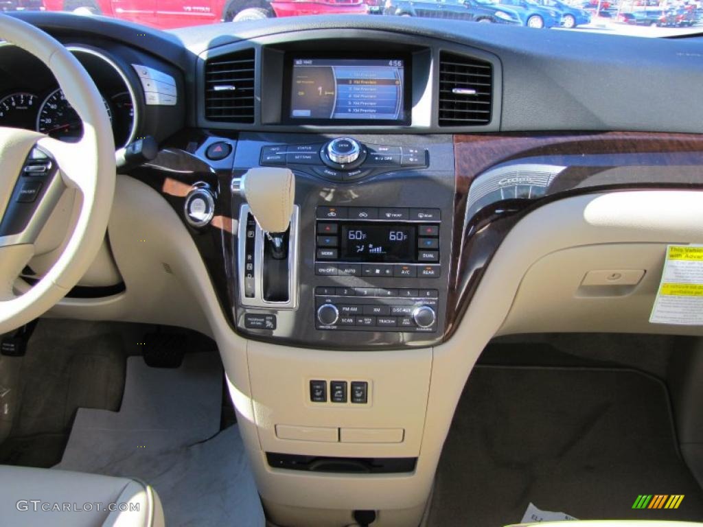 2011 Nissan Quest 3.5 SL Controls Photo #46589613