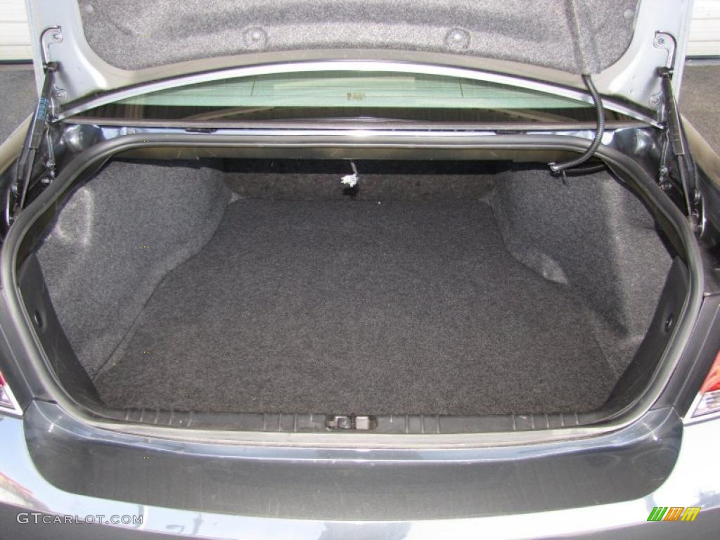 2011 Chevrolet Impala LS Trunk Photo #46590213