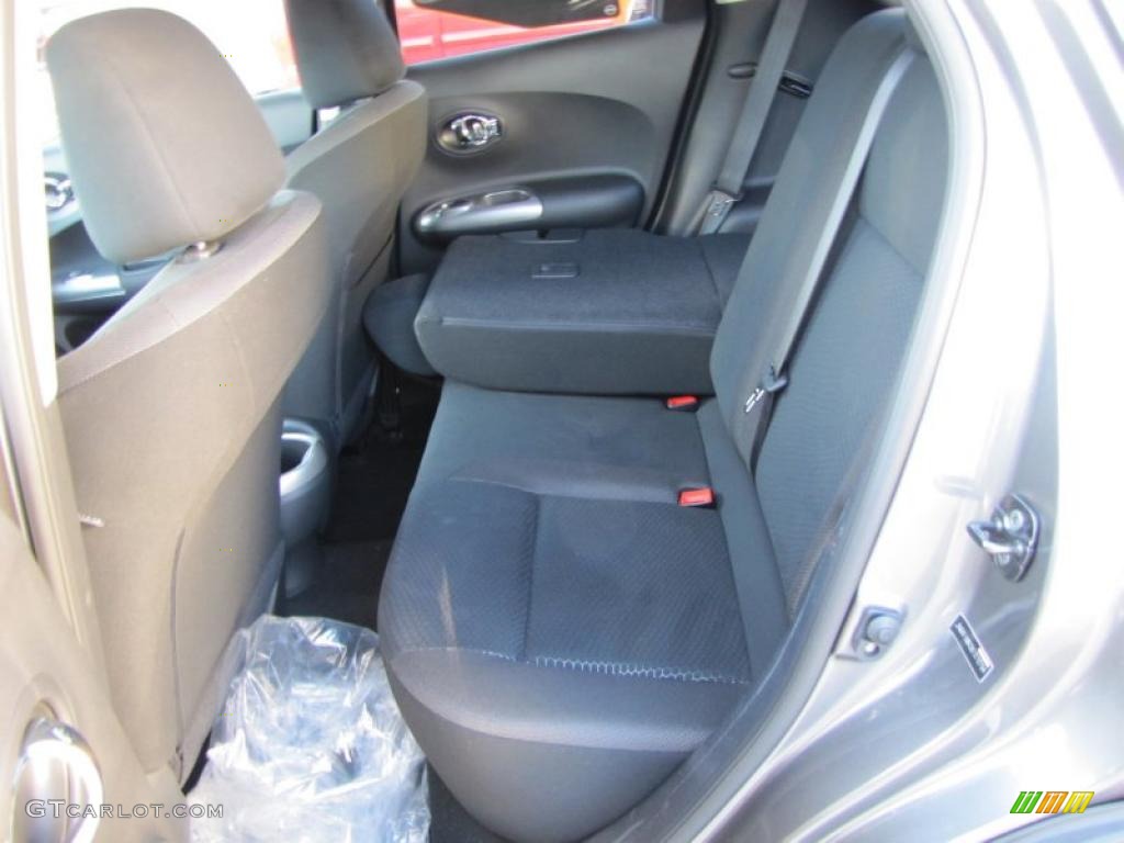 Black/Silver Trim Interior 2011 Nissan Juke SV Photo #46590474
