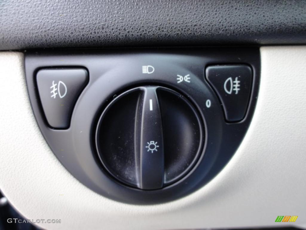 2006 Saab 9-3 Aero Sport Sedan Controls Photo #46591553