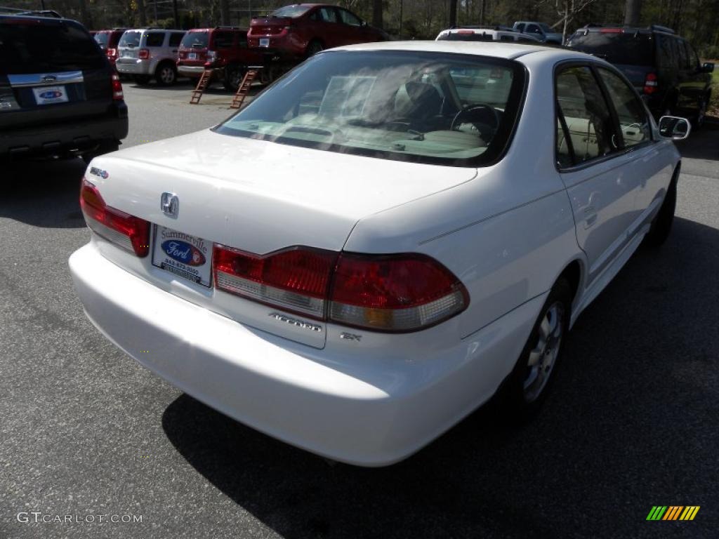 2002 Accord EX Sedan - Taffeta White / Ivory photo #14