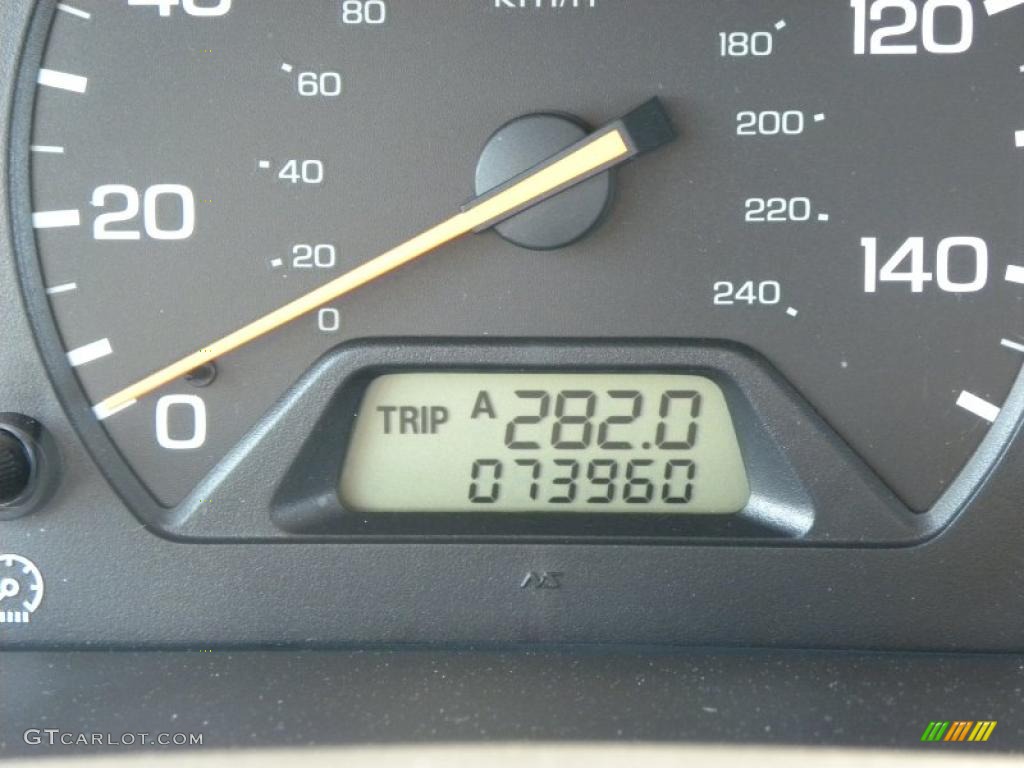 2002 Accord EX Sedan - Taffeta White / Ivory photo #24