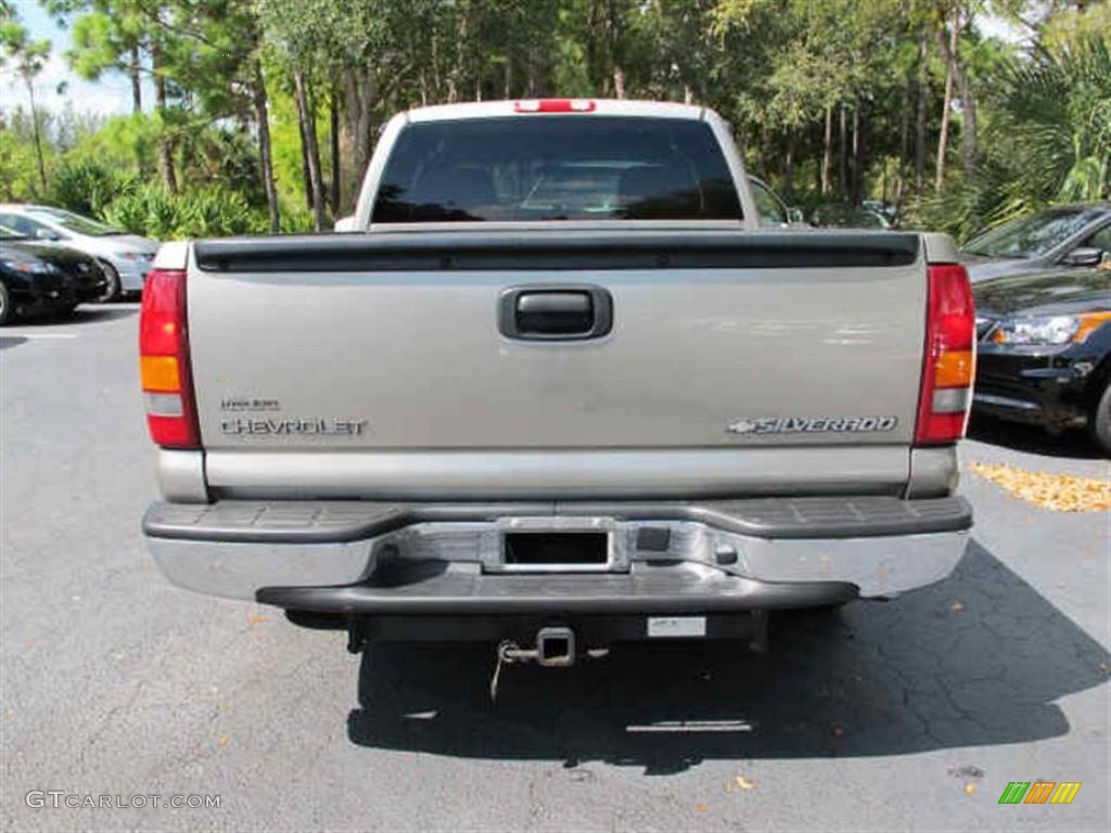 2001 Silverado 1500 LS Extended Cab - Light Pewter Metallic / Tan photo #3