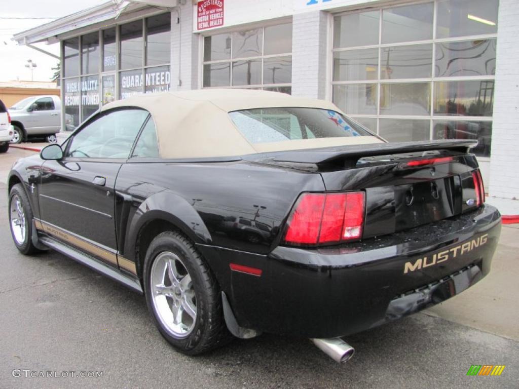 2003 Mustang V6 Convertible - Black / Medium Parchment photo #13