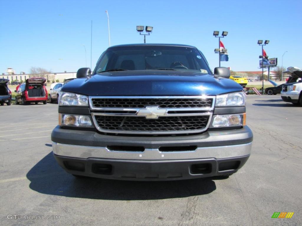 2006 Silverado 1500 Work Truck Regular Cab - Dark Blue Metallic / Dark Charcoal photo #2