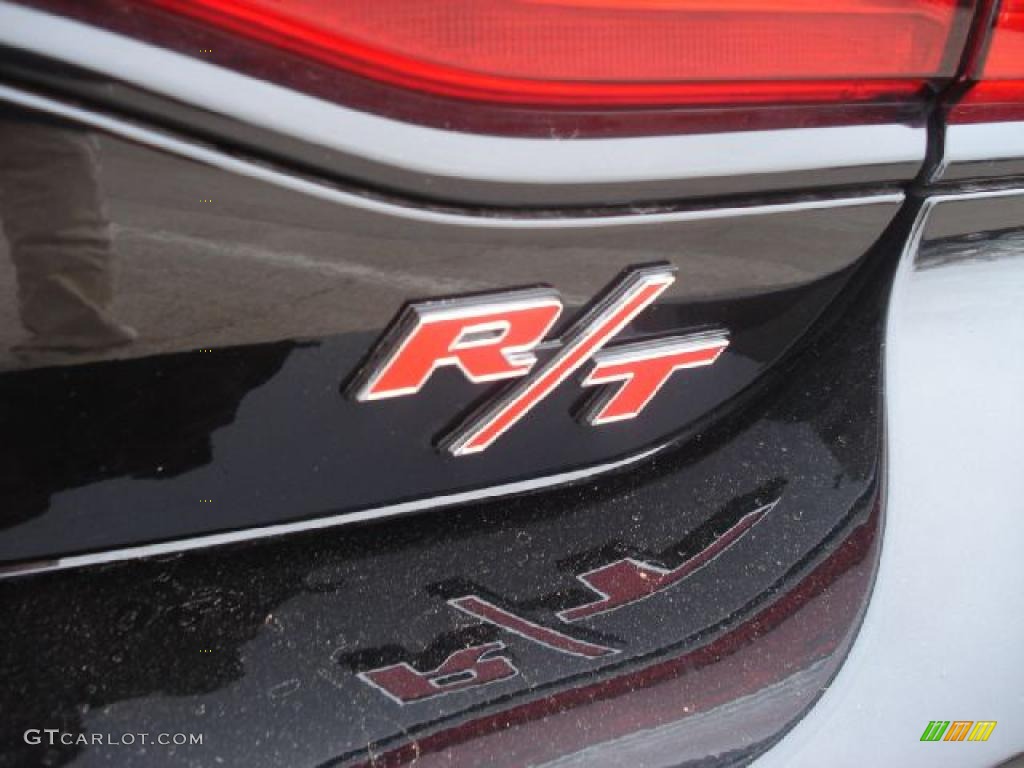 2011 Dodge Charger R/T Road & Track Marks and Logos Photo #46597676