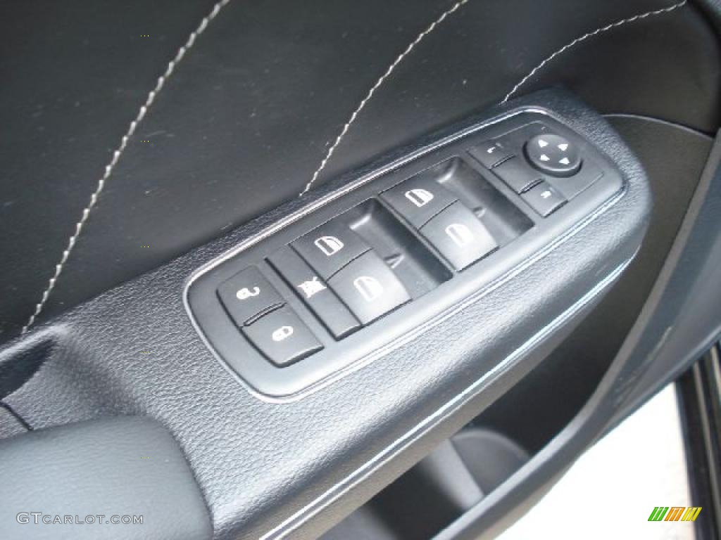 2011 Dodge Charger R/T Road & Track Controls Photo #46597703