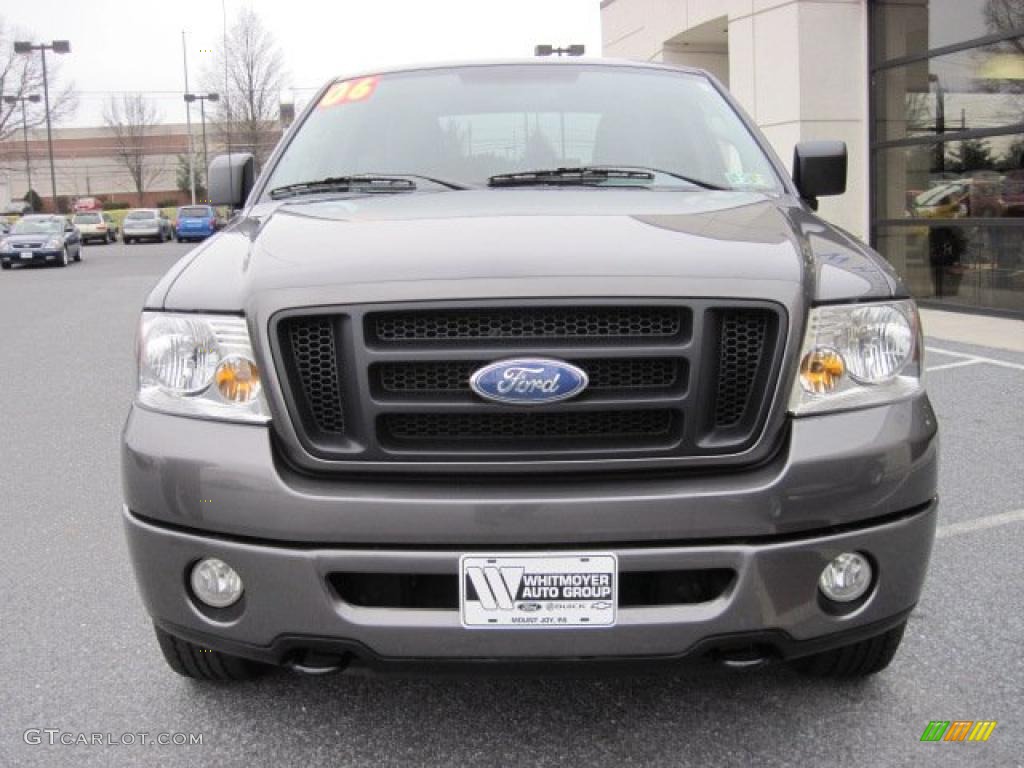 2006 F150 STX SuperCab 4x4 - Dark Shadow Grey Metallic / Medium Flint photo #2