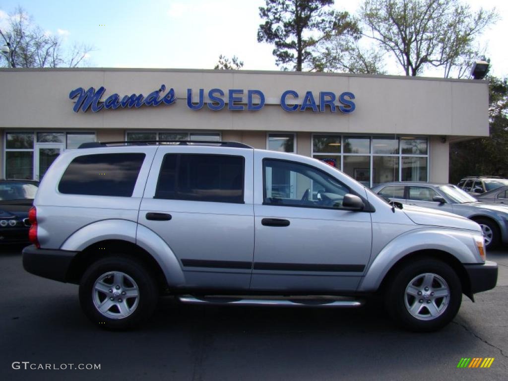 Bright Silver Metallic Dodge Durango