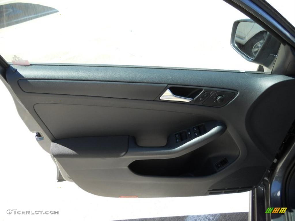 2011 Jetta S Sedan - Platinum Gray Metallic / Titan Black photo #10