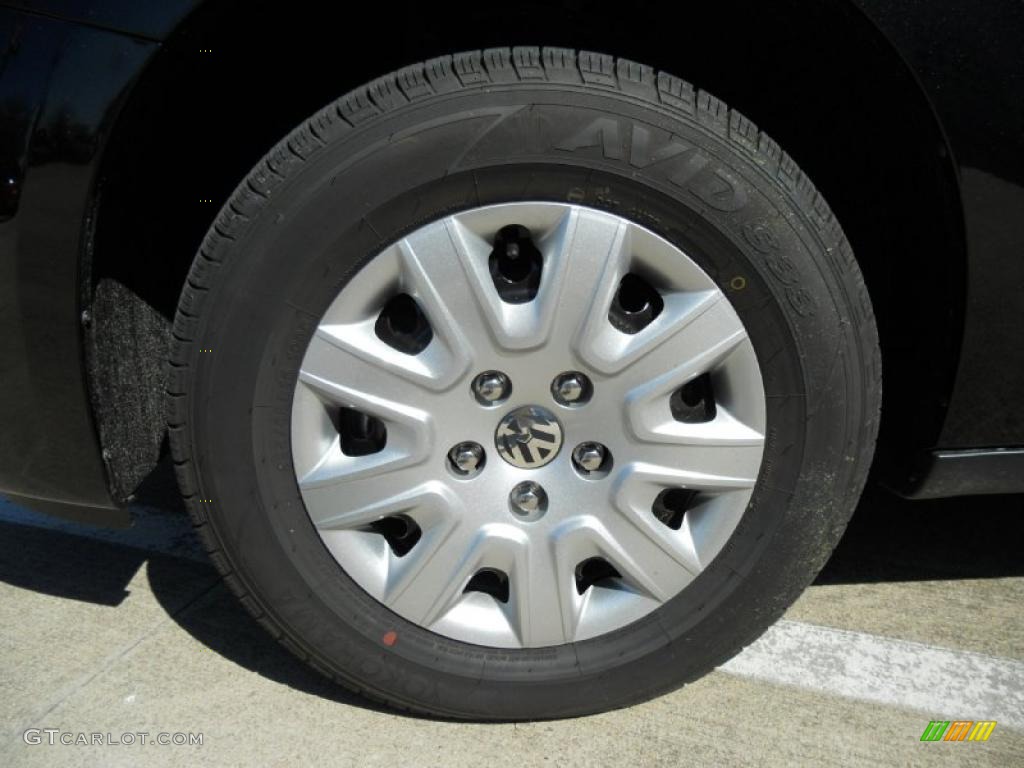 2011 Volkswagen Routan S Wheel Photo #46607202