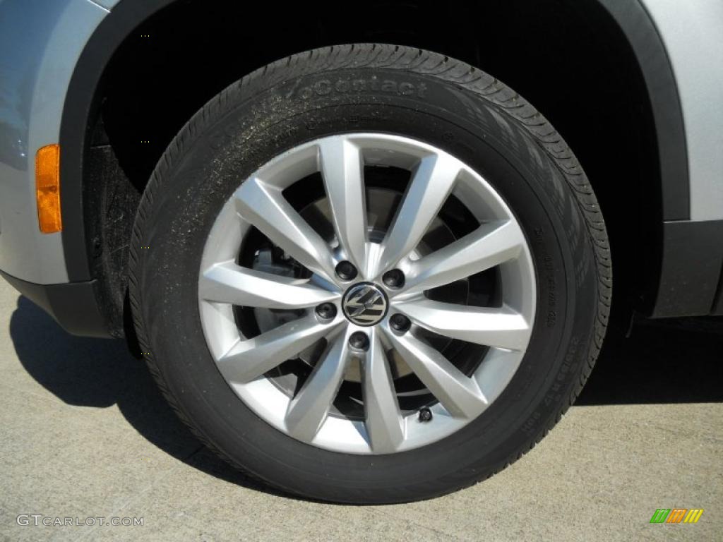 2011 Volkswagen Tiguan SE Wheel Photo #46607569