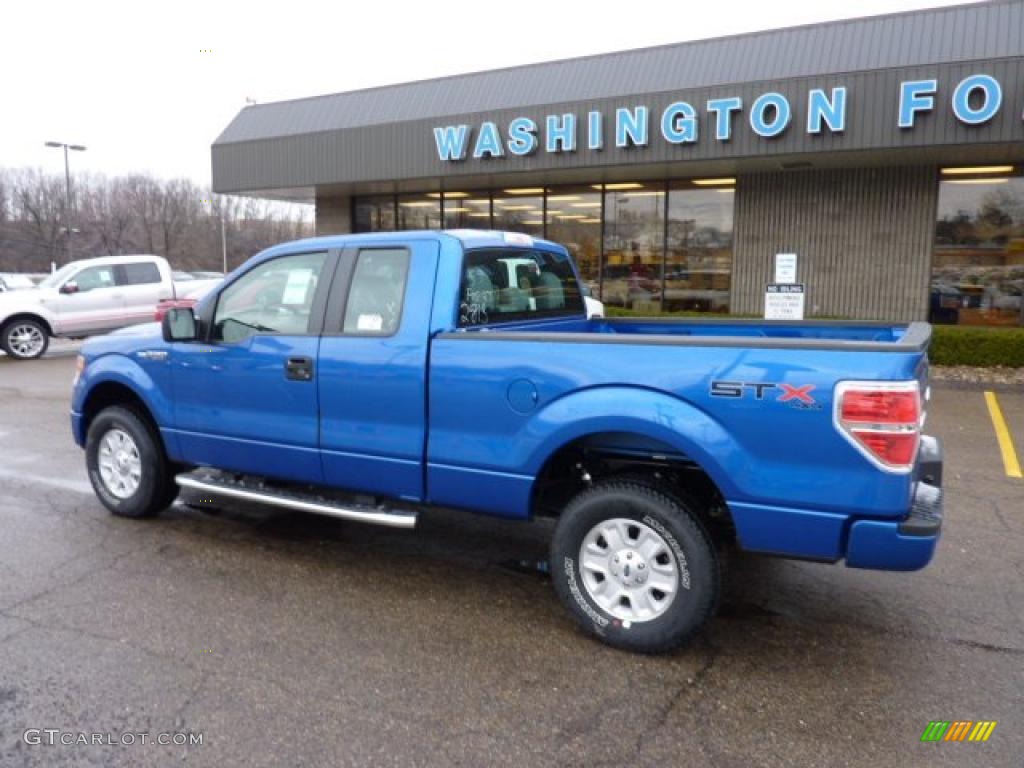 2011 F150 STX SuperCab 4x4 - Blue Flame Metallic / Steel Gray photo #2