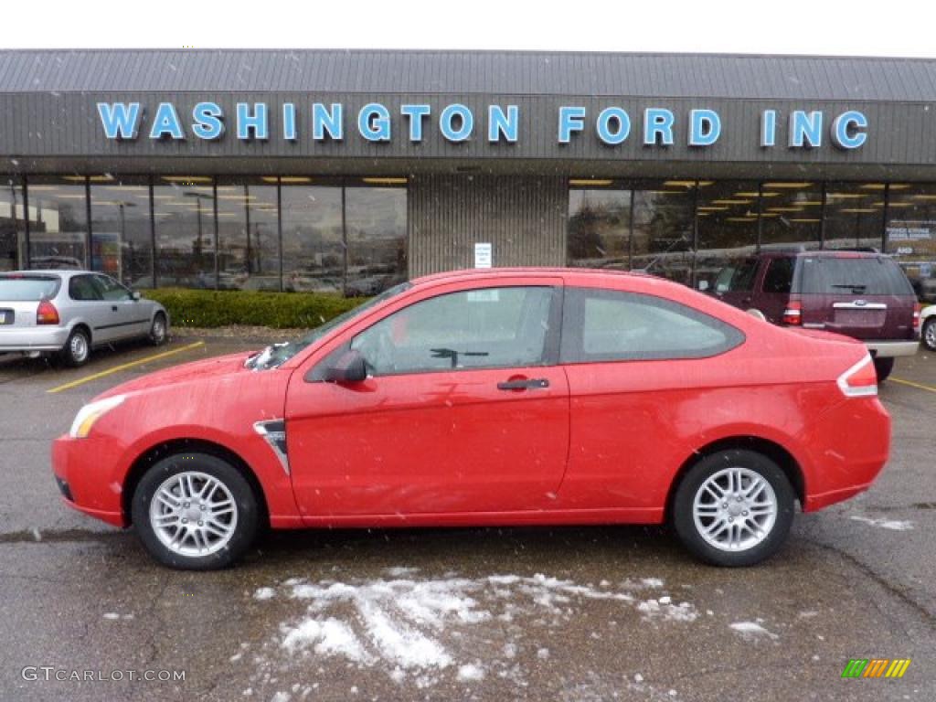 2008 Focus SE Coupe - Vermillion Red / Charcoal Black photo #1