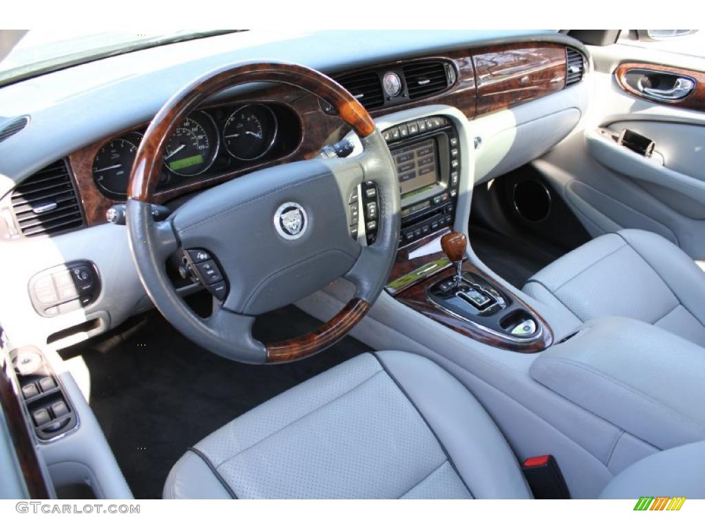 Dove/Granite Interior 2008 Jaguar XJ XJ8 L Photo #46612642