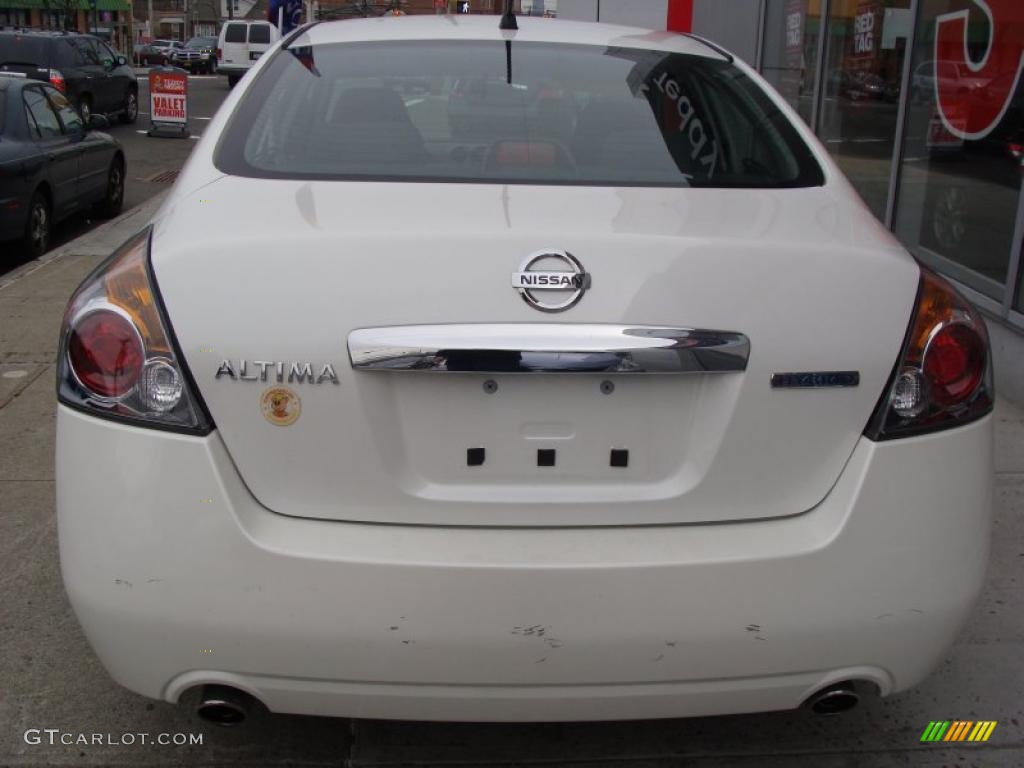 2010 Altima Hybrid - Winter Frost White / Charcoal photo #6