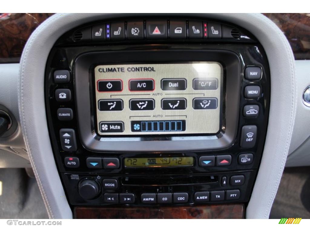 2008 Jaguar XJ XJ8 L Controls Photo #46612882